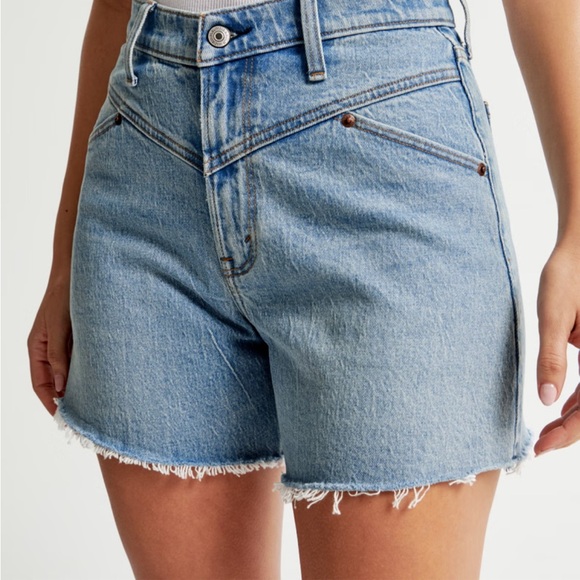 Abercrombie Curve Love High Rise Dad Short - Picture 1 of 7